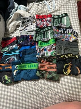 Boys' Elastic Waist Briefs
